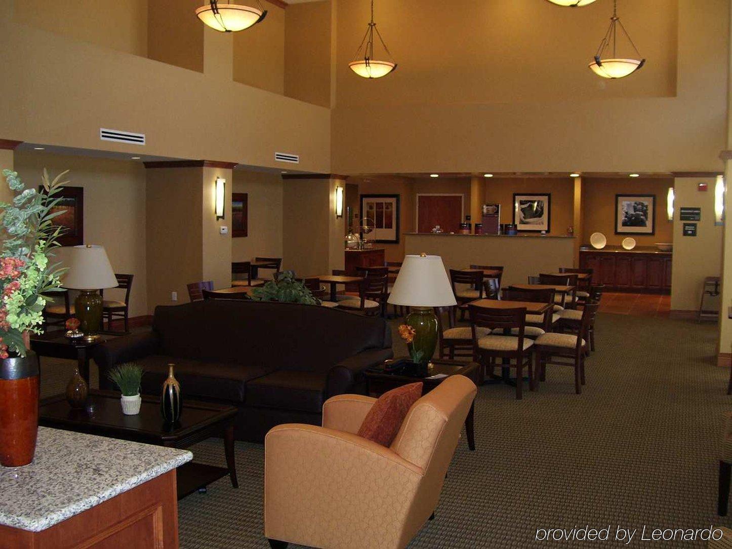Hampton Inn And Suites Bakersfield North-Airport Restaurant photo